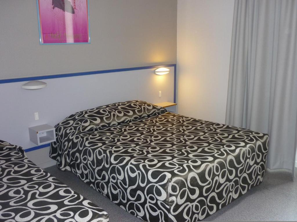Hotel Entre 2 Mers Proche Bordeaux Carbon-Blanc Номер фото