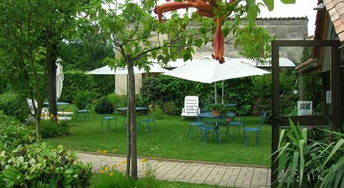 Hotel Entre 2 Mers Proche Bordeaux Carbon-Blanc Экстерьер фото